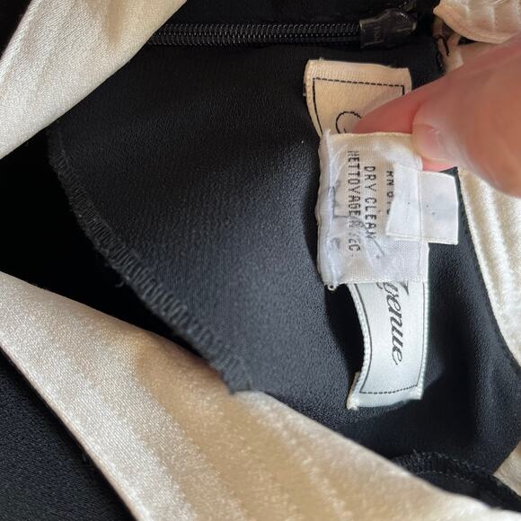 Vintage 80s Saks Fifth Avenue Batwing Dress Crepe 10 Black Ivory Shoulder Pads - Picture 14 of 15